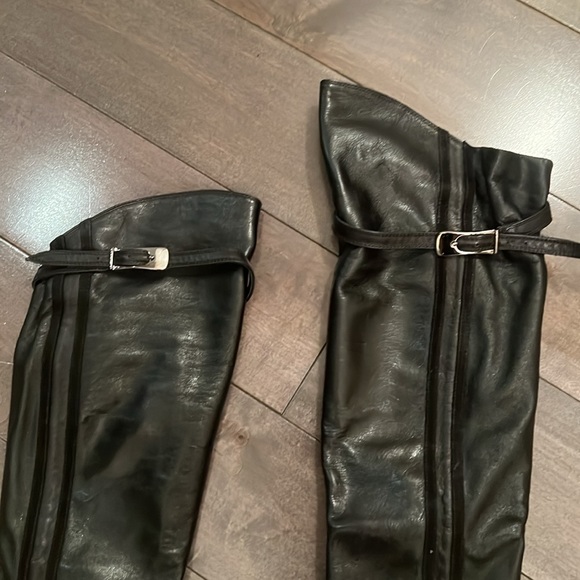 Over the knee boots - Picture 2 of 5